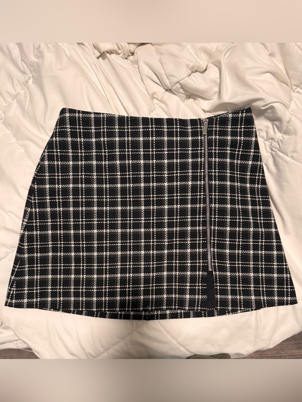 Zara Black and White Plaid Mini Skirt with Side Zip